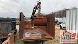 1996 Ford F-800 Knuckle Boom Truck (Salvage Title)