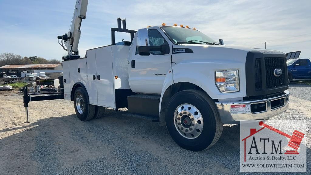 2017 Ford F-750 Crane Truck