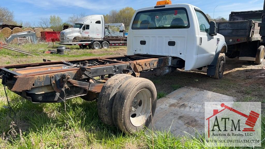 2008 Ford F-550 4X4 Chassis (Non-Running)
