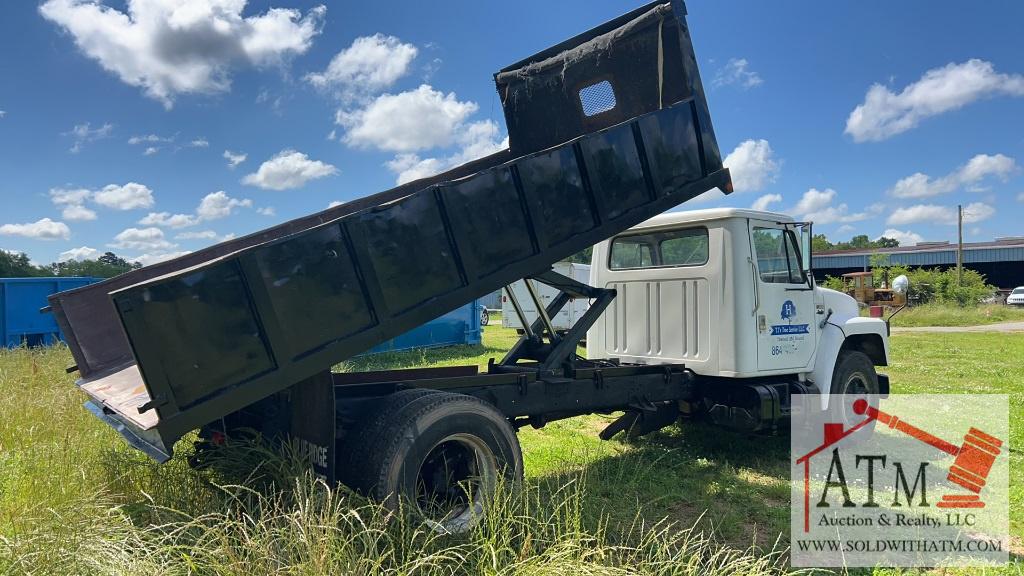 1982 International Dump Truck