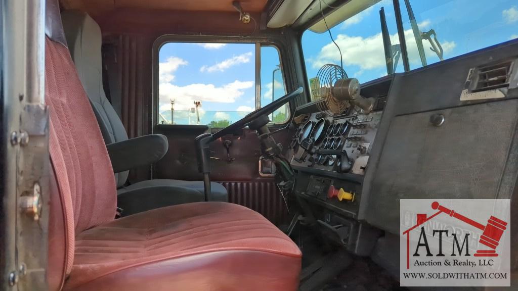 1992 Kenworth T800 Road Tractor