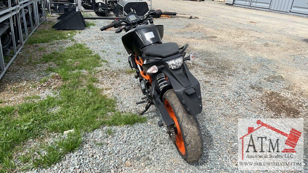 2015 KTM RC390 Motorcycle