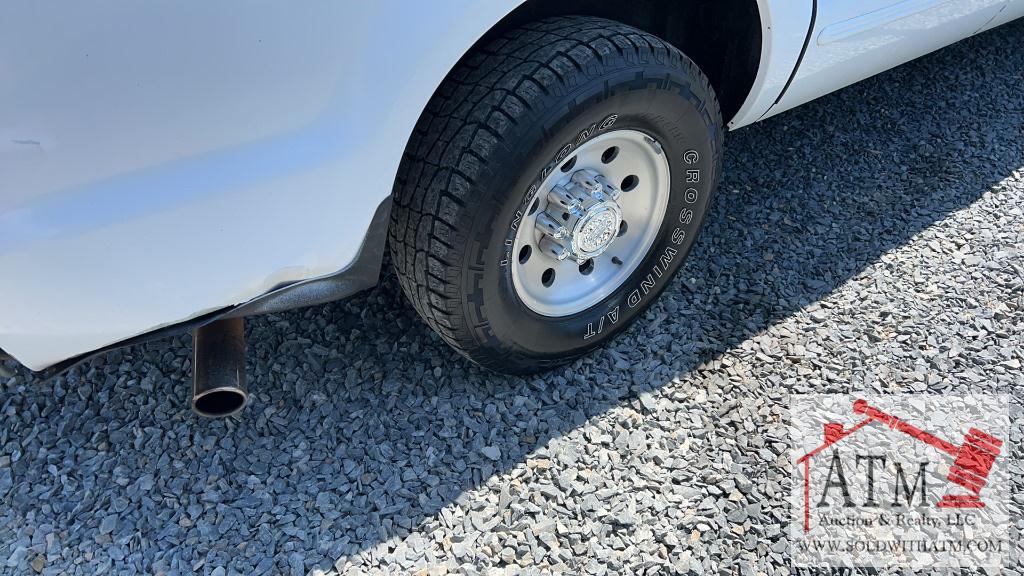 2000 Ford Excursion XLT