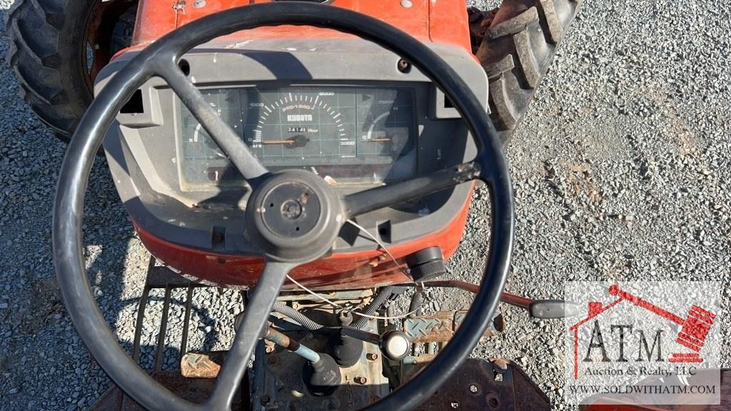 Kubota M7030SU Tractor 4X4