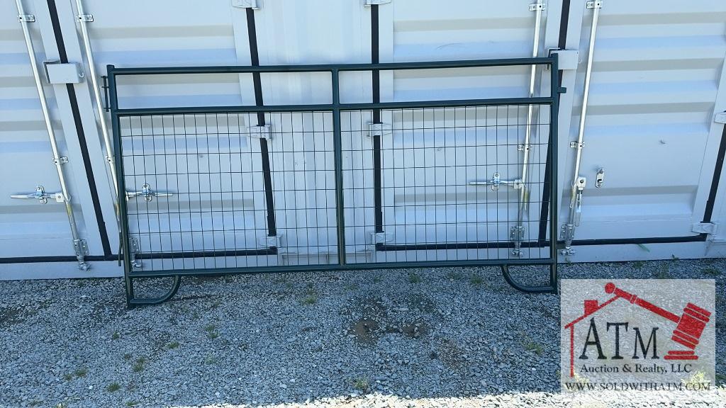 (10) NEW 5' x 10' Livestock Corral Mesh Panels