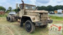 Military 6x6 2 1/2 Ton Truck (Non-Running)
