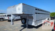 1988 Barrett Aluminum 26' Stock Trailer