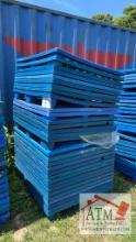 Plastic Pallet Stack