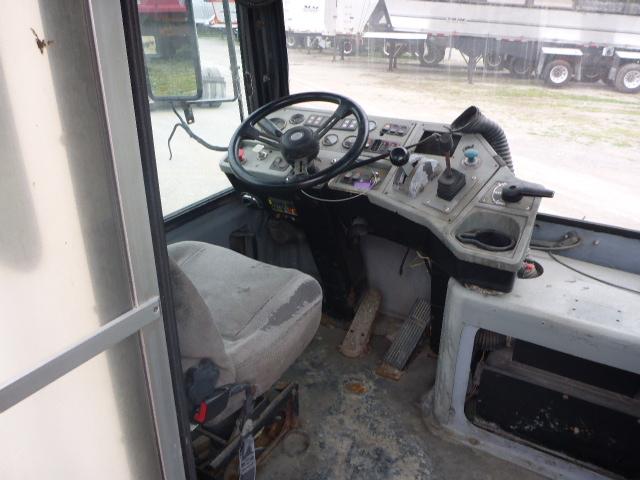 2011 Tico Pro-Spotter S/A Shunt Truck