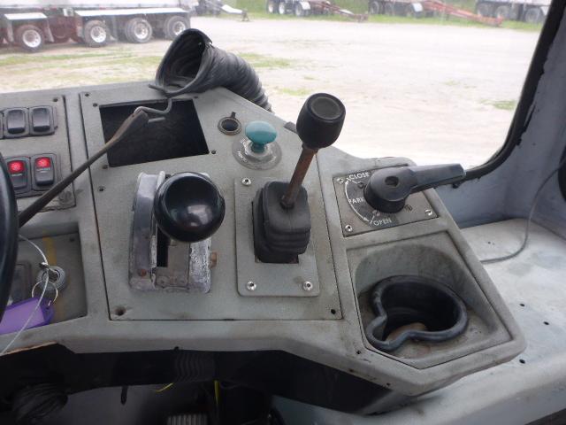 2011 Tico Pro-Spotter S/A Shunt Truck