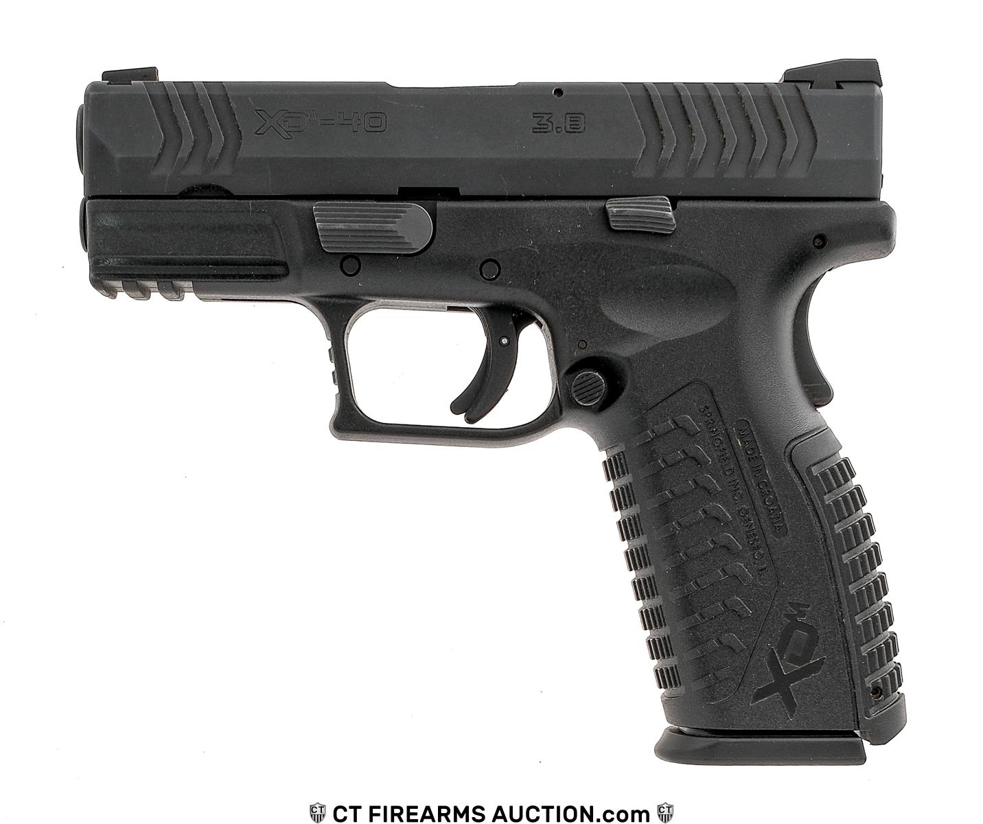 Springfield Armory XD-40M .40 S&W Semi Auto Pistol