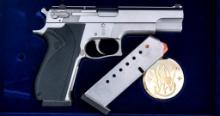 Smith & Wesson 645 .45 ACP Semi Auto Pistol