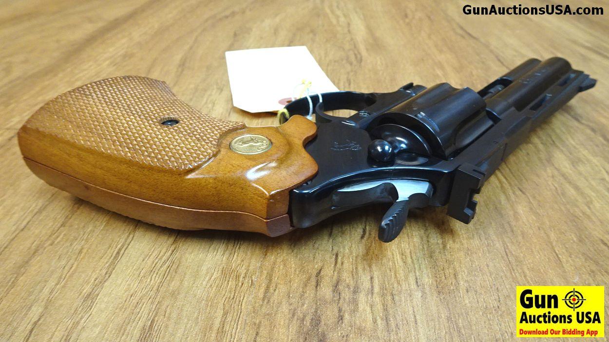 COLT DIAMONDBACK .38 S&W Collector's Revolver. Like New. 4" Barrel. Shiny Bore, Tight Action This Li
