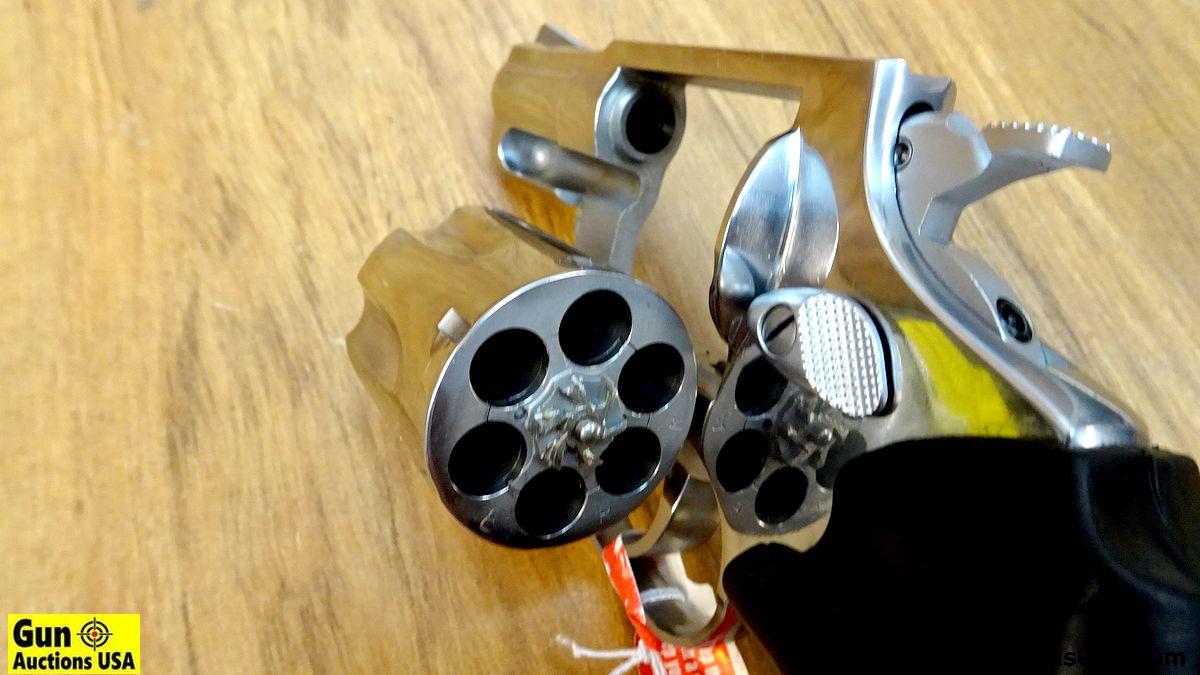 Taurus 462 .357 MAGNUM Revolver. NEW in Box. 2" Barrel. High Gloss Stainless Finish, Fixed Combat Si