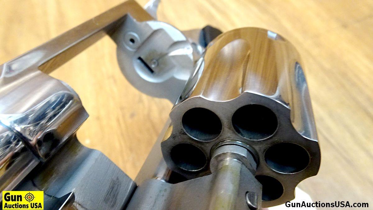 Taurus 462 .357 MAGNUM Revolver. NEW in Box. 2" Barrel. High Gloss Stainless Finish, Fixed Combat Si