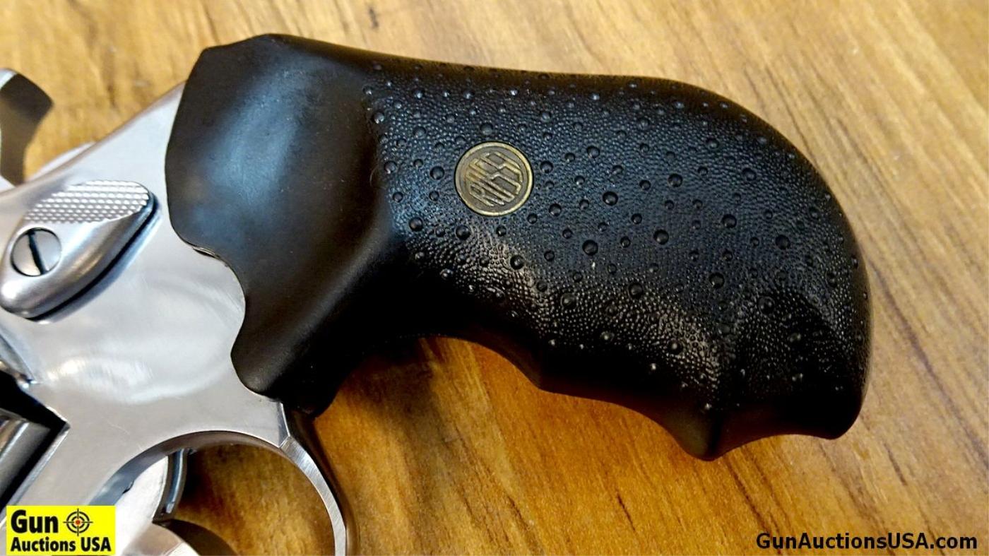 Taurus 462 .357 MAGNUM Revolver. NEW in Box. 2" Barrel. High Gloss Stainless Finish, Fixed Combat Si
