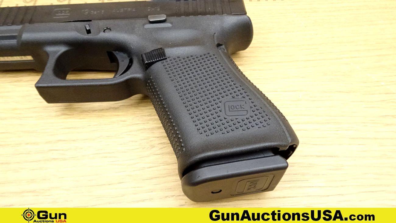 Glock 19 9X19 Pistol. Excellent. 4" Barrel. Shiny Bore, Tight Action Semi Auto Features AmeriGLO H3