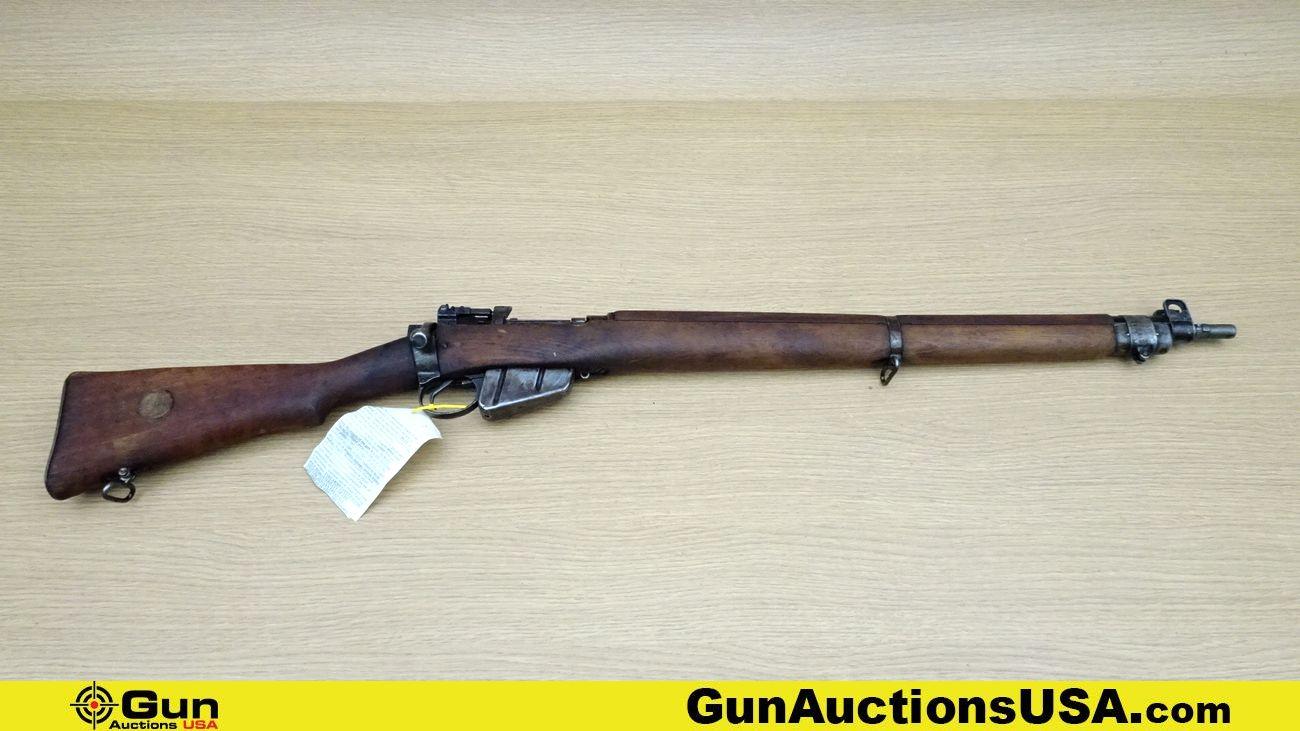 LEE-ENFIELD NO.4 MK1 .303 Rifle. Good Condition . 25.25" Barrel. Bolt Action Features Straight Grain