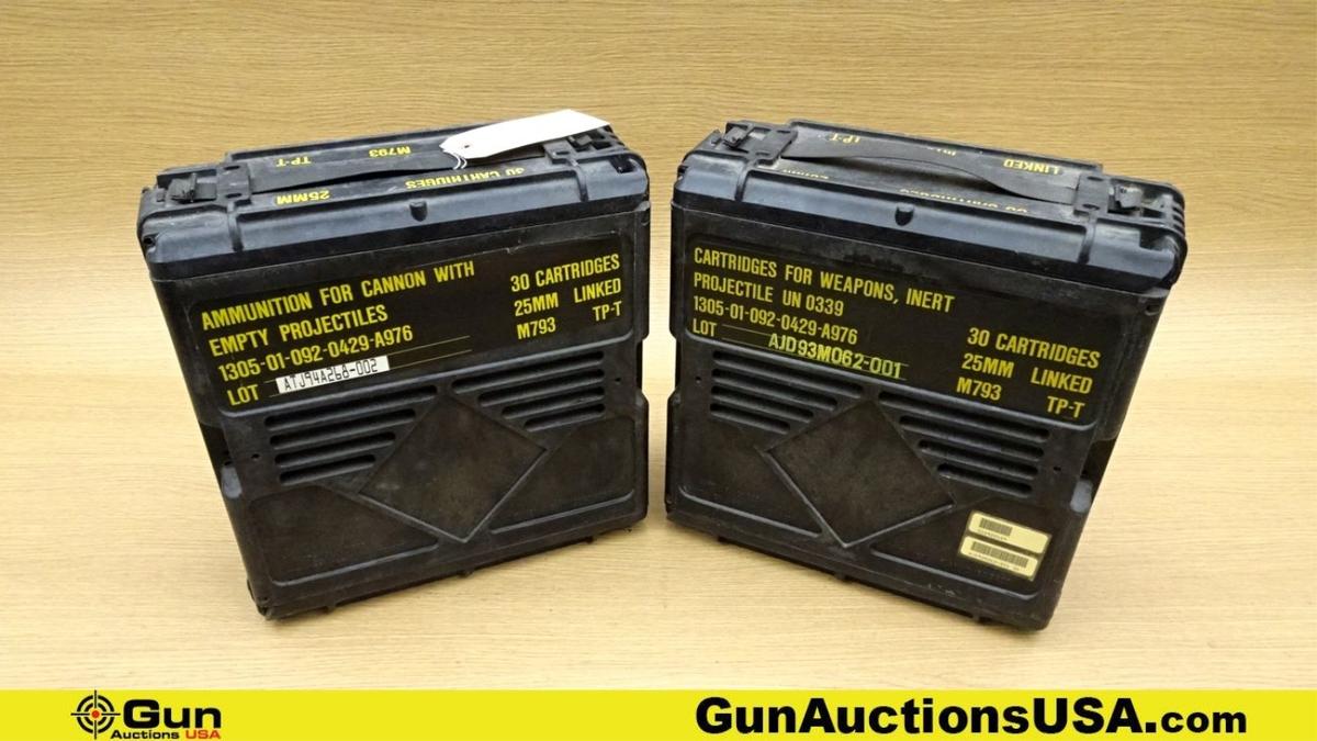 U.S. Military Ammo Cases. Very Good. 25MM Polymer AMMO Cases, 14x14x6. . (70465)