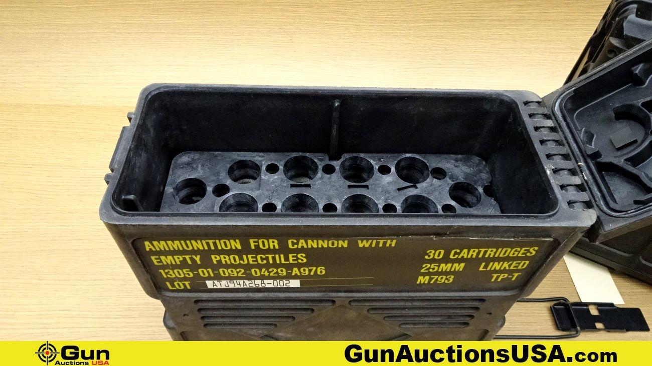 U.S. Military Ammo Cases. Very Good. 25MM Polymer AMMO Cases, 14x14x6. . (70465)