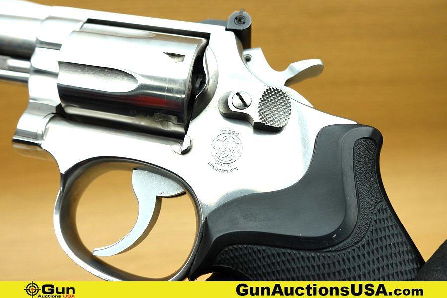 S&W 66-1 .357 MAGNUM Revolver. Needs Repair. 2 5/8" Barrel. Features a Six Shot Fluted Cylinder, Fix