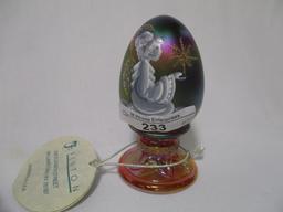 Fenton decorated egg