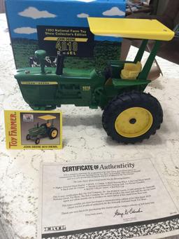 John Deere 4010 1993 national farm toy show collectors edition