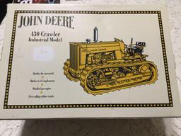 John Deere 430 Crawler