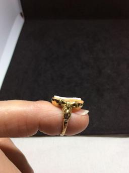 Cameo 10 k Ring