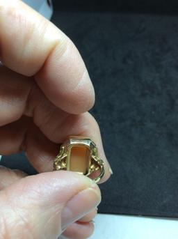 Cameo 10 k Ring