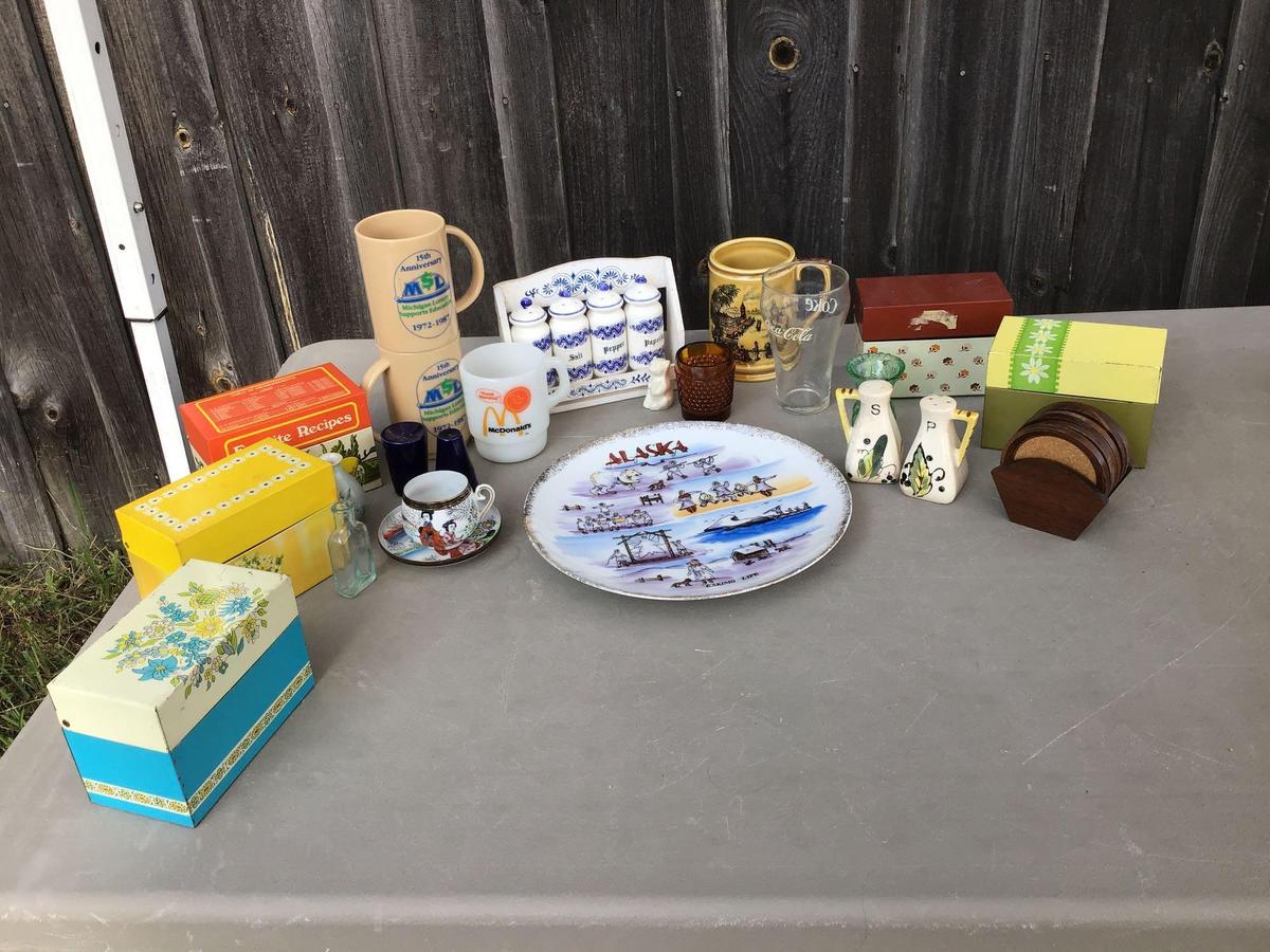 Small Spice shaker rack, Toothpick holders and More