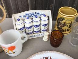 Small Spice shaker rack, Toothpick holders and More