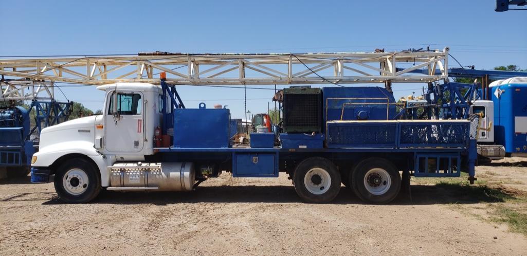 1998 International 9200 T/A Swab Rig Truck