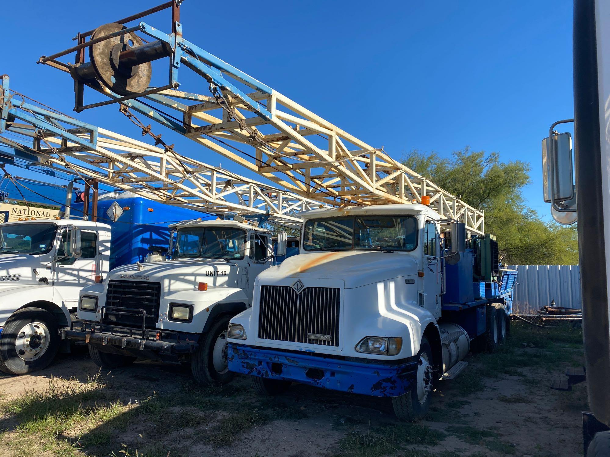 1998 International 9200 T/A Swab Rig Truck