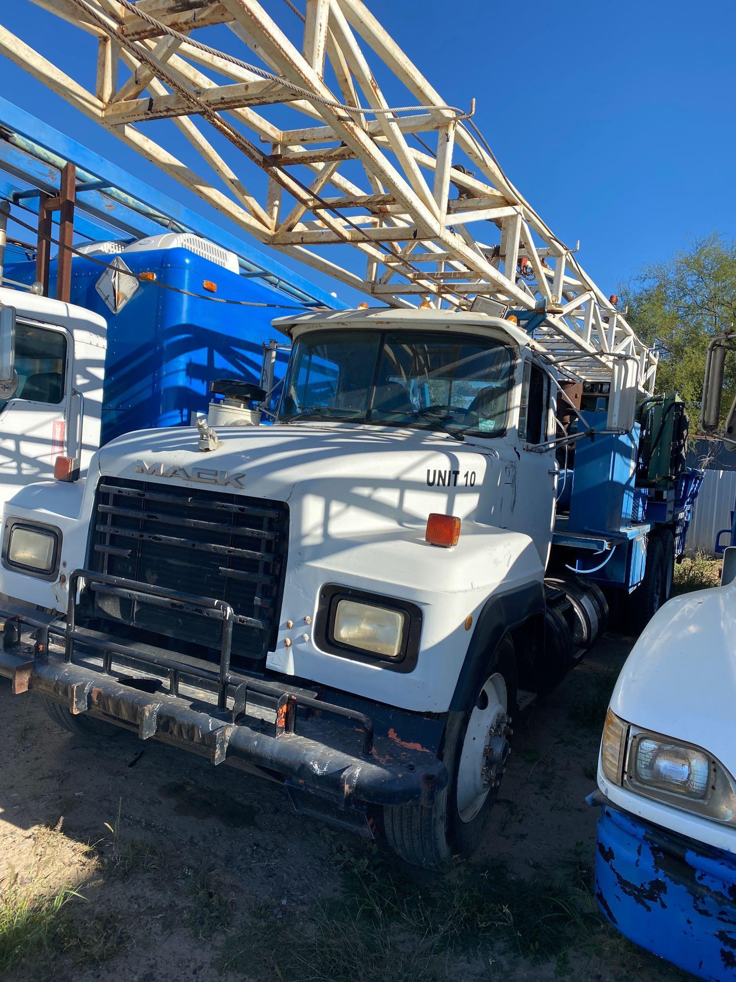 1991 Mack RD690S T/A Swab Rig Truck