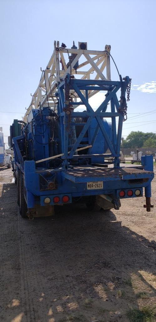 1991 Mack RD690S T/A Swab Rig Truck