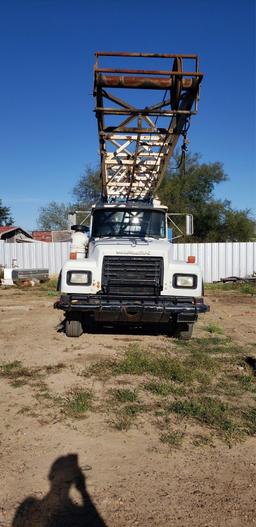 1991 Mack RD690S T/A Swab Rig Truck