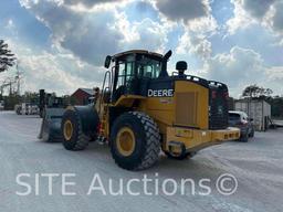 2019 John Deere 724K Wheel Loader