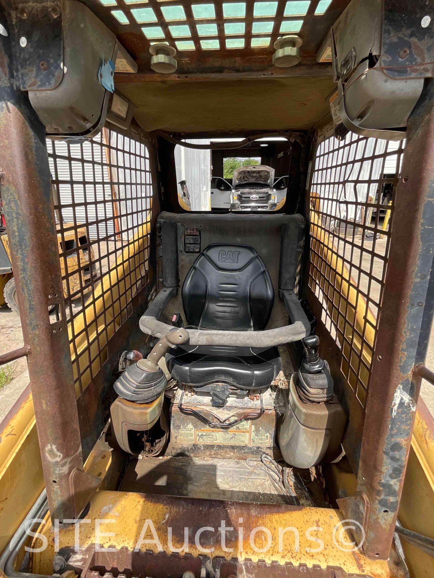 2002 CAT 236 Skid Steer Loader