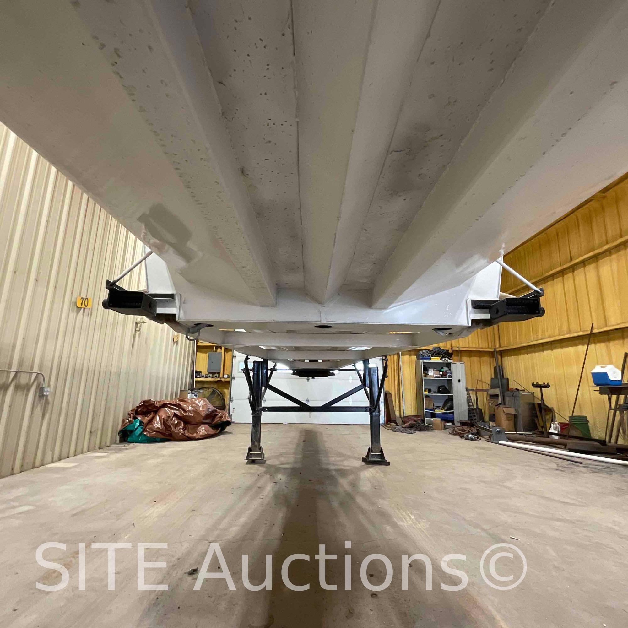 2017 Manac T/A End Dump Trailer