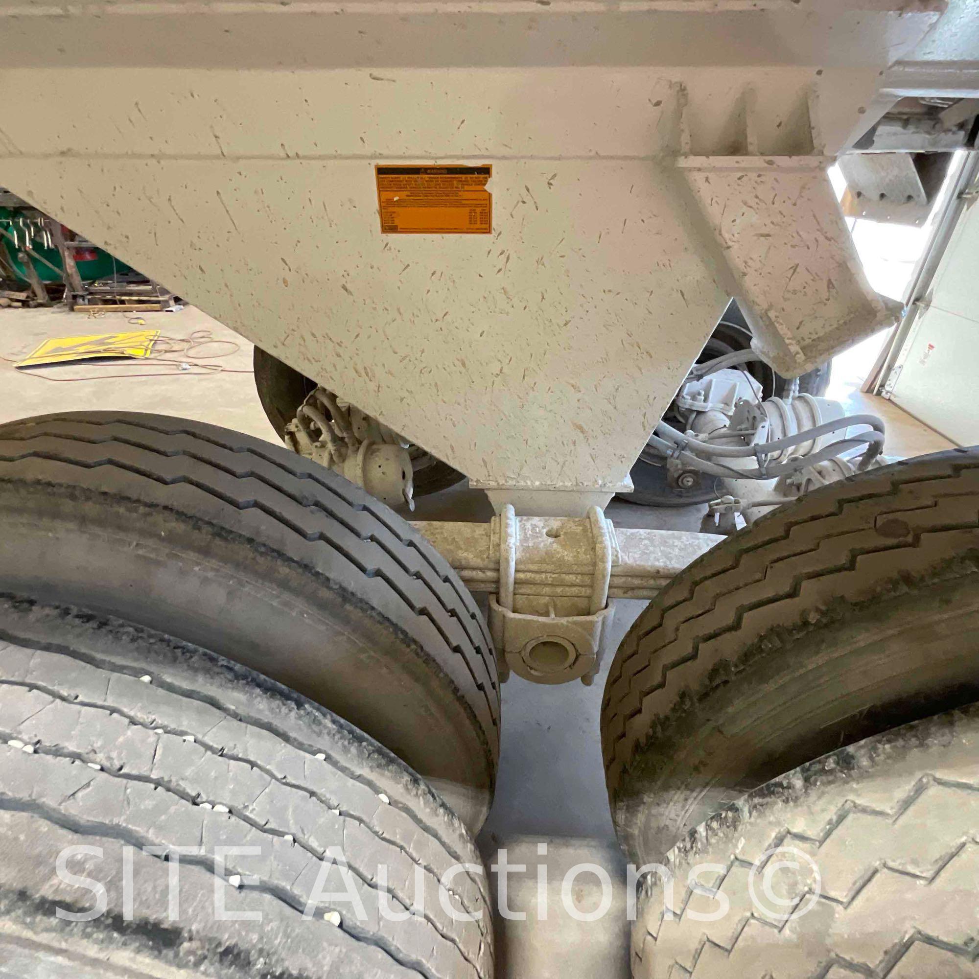 2017 Manac T/A End Dump Trailer