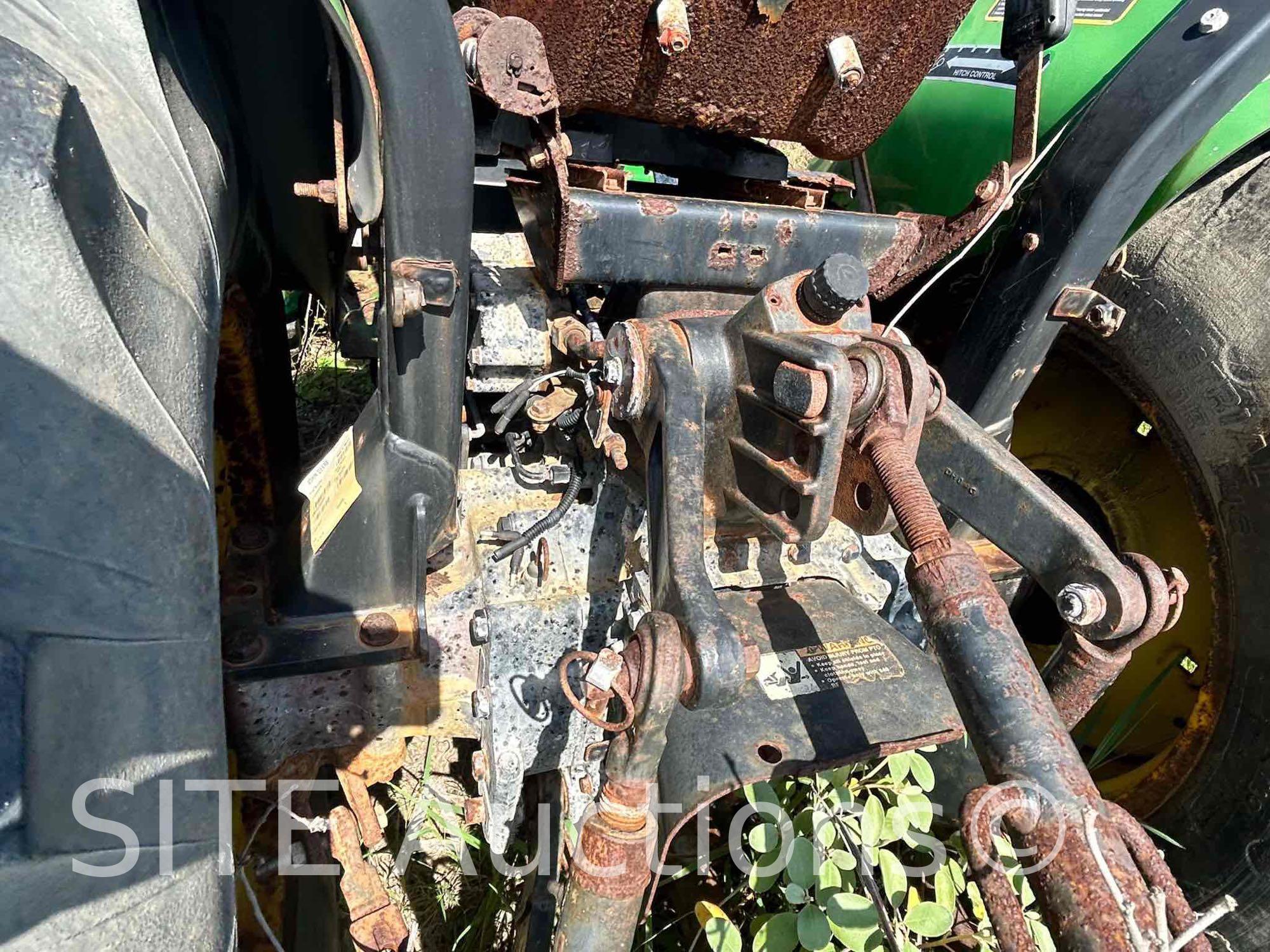 John Deere 4105 Compact Utility Tractor