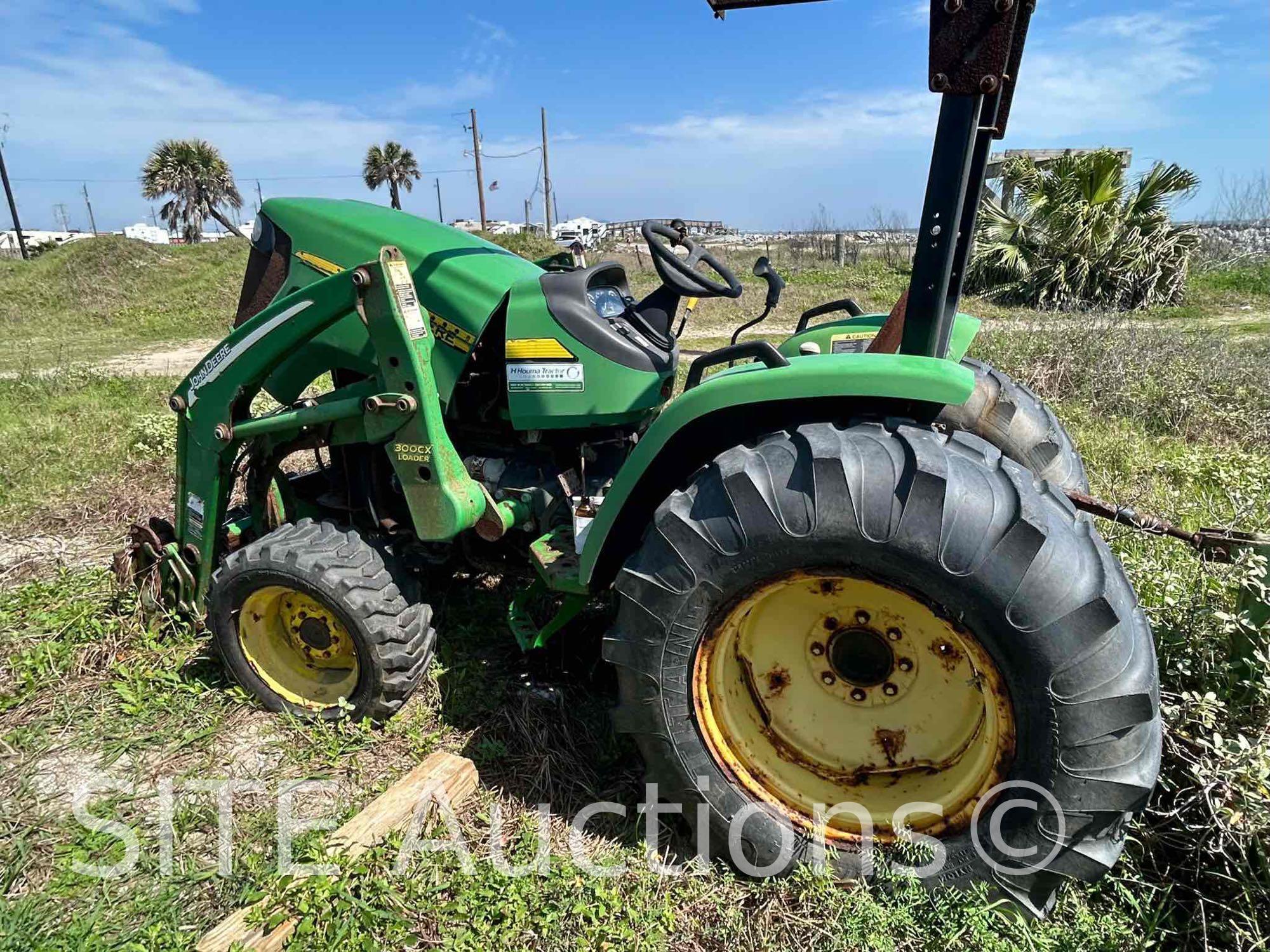 John Deere 4105 Compact Utility Tractor