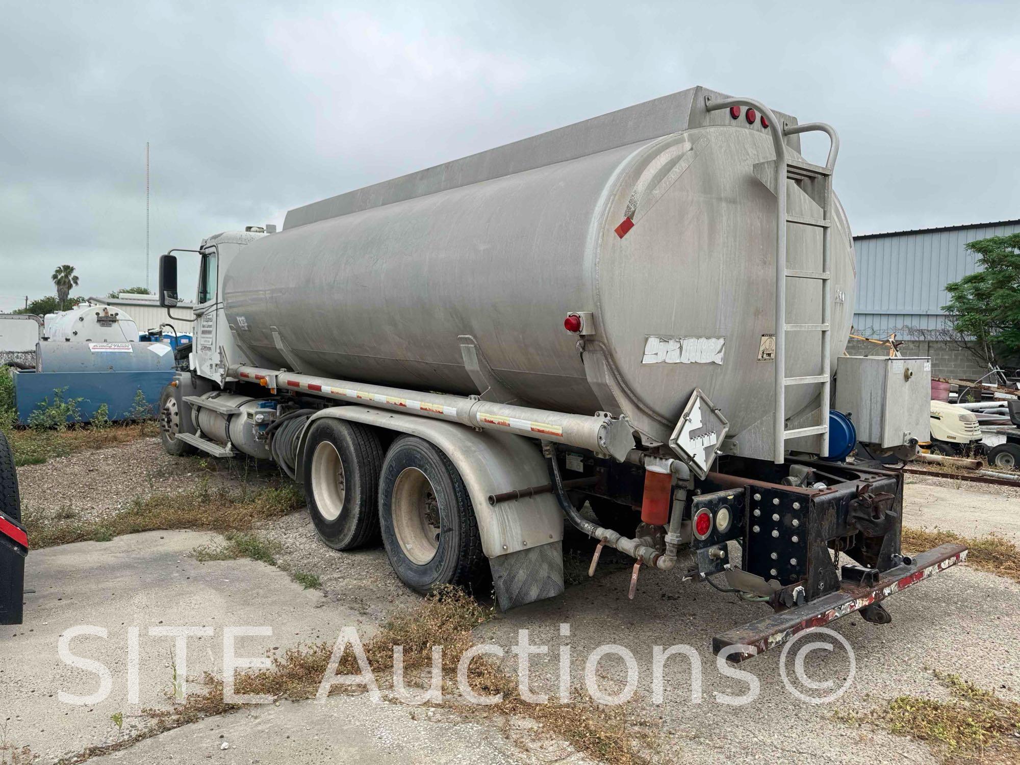 2007 Freightliner Columbia T/A Fuel Truck