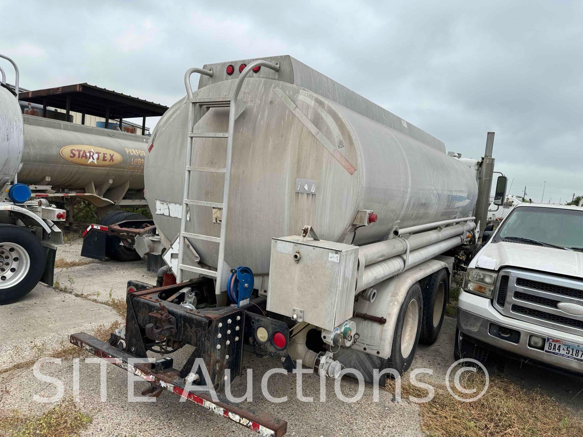 2007 Freightliner Columbia T/A Fuel Truck