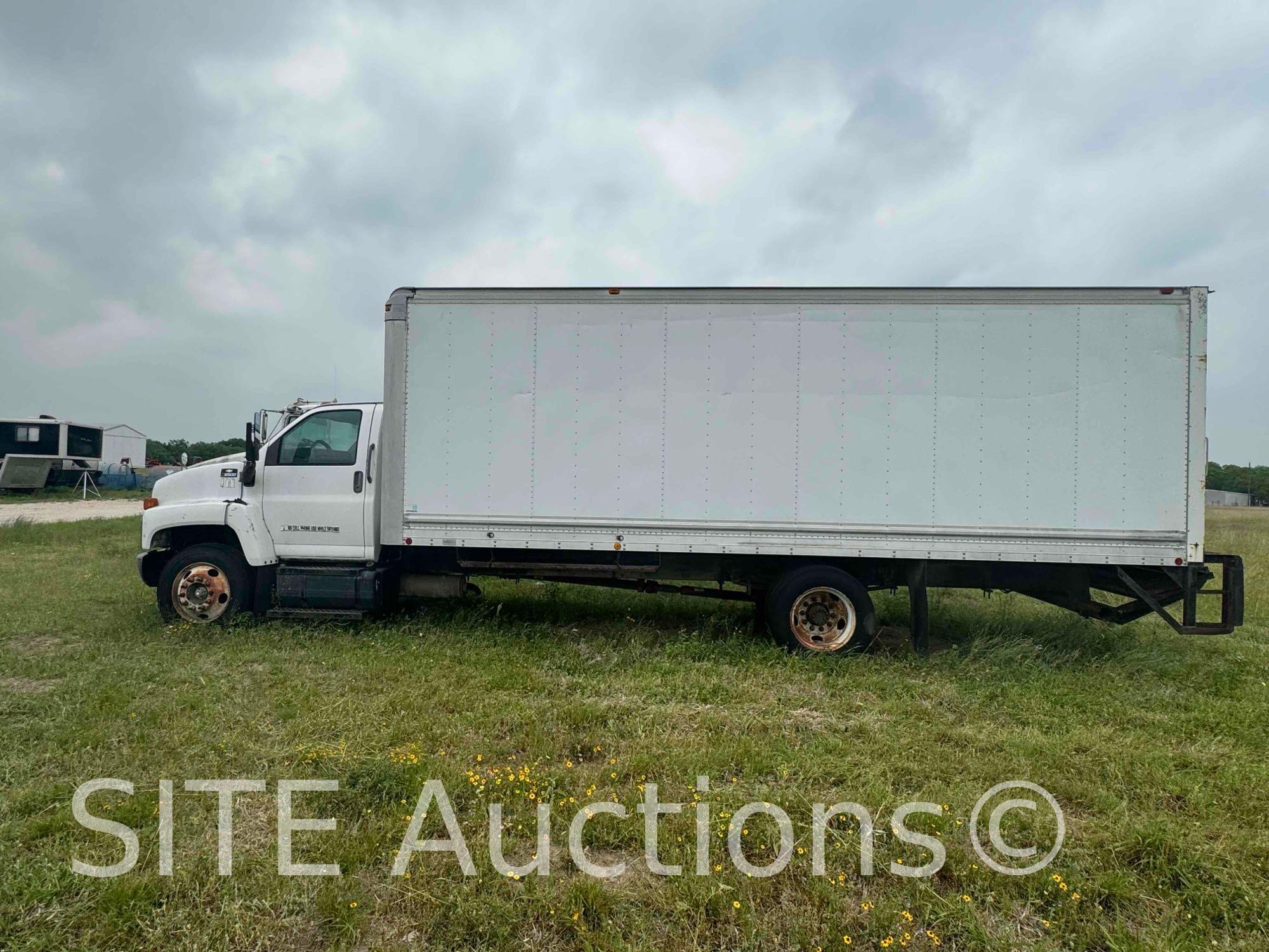 2005 Chevrolet C7500 S/A Box Truck