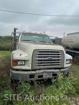 1996 Ford F800 S/A Stakebed Truck