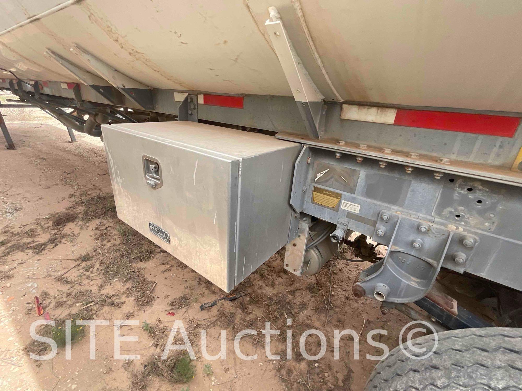 2000 Heil T/A Tank Trailer