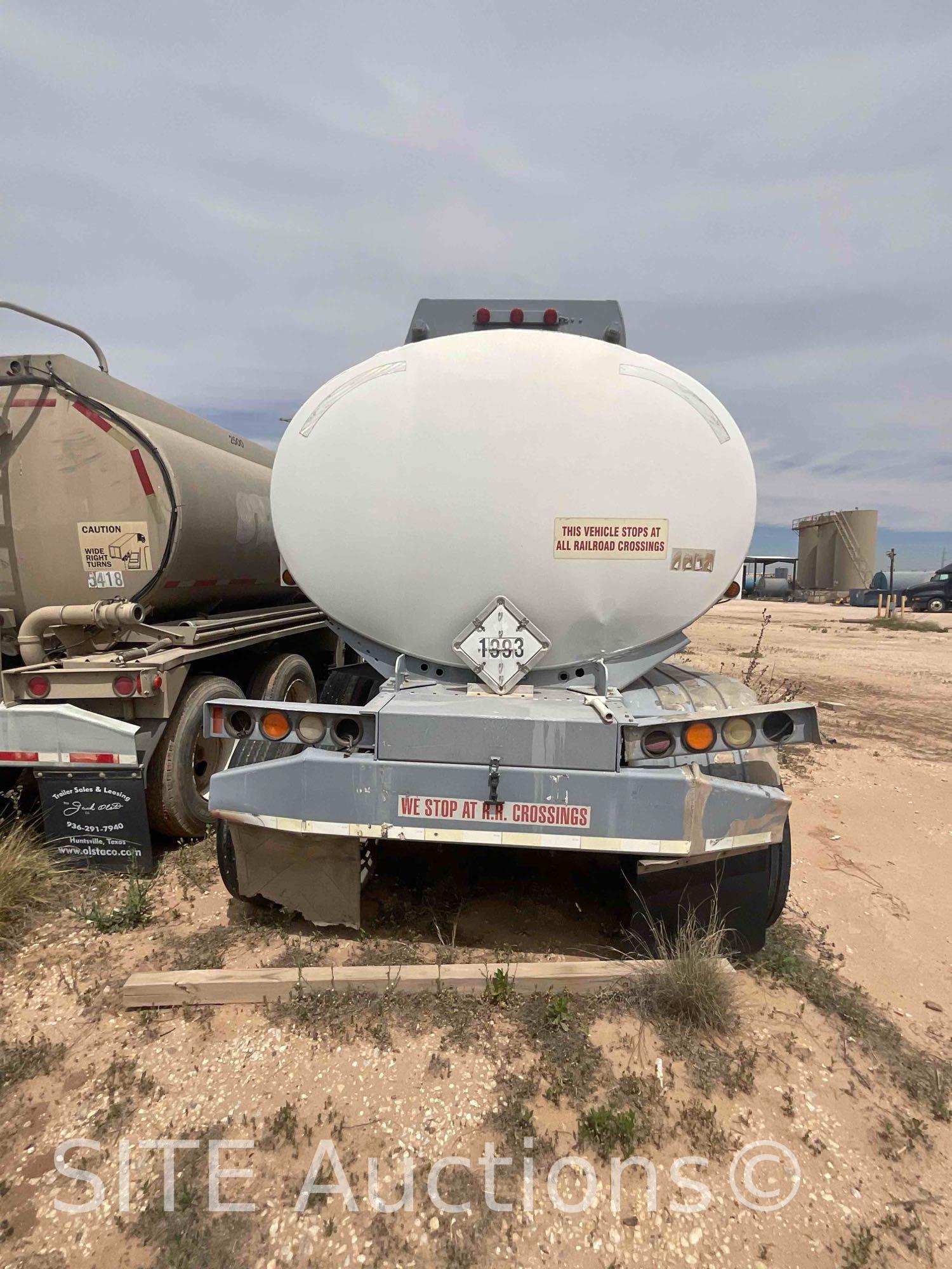 2000 Heil T/A Tank Trailer