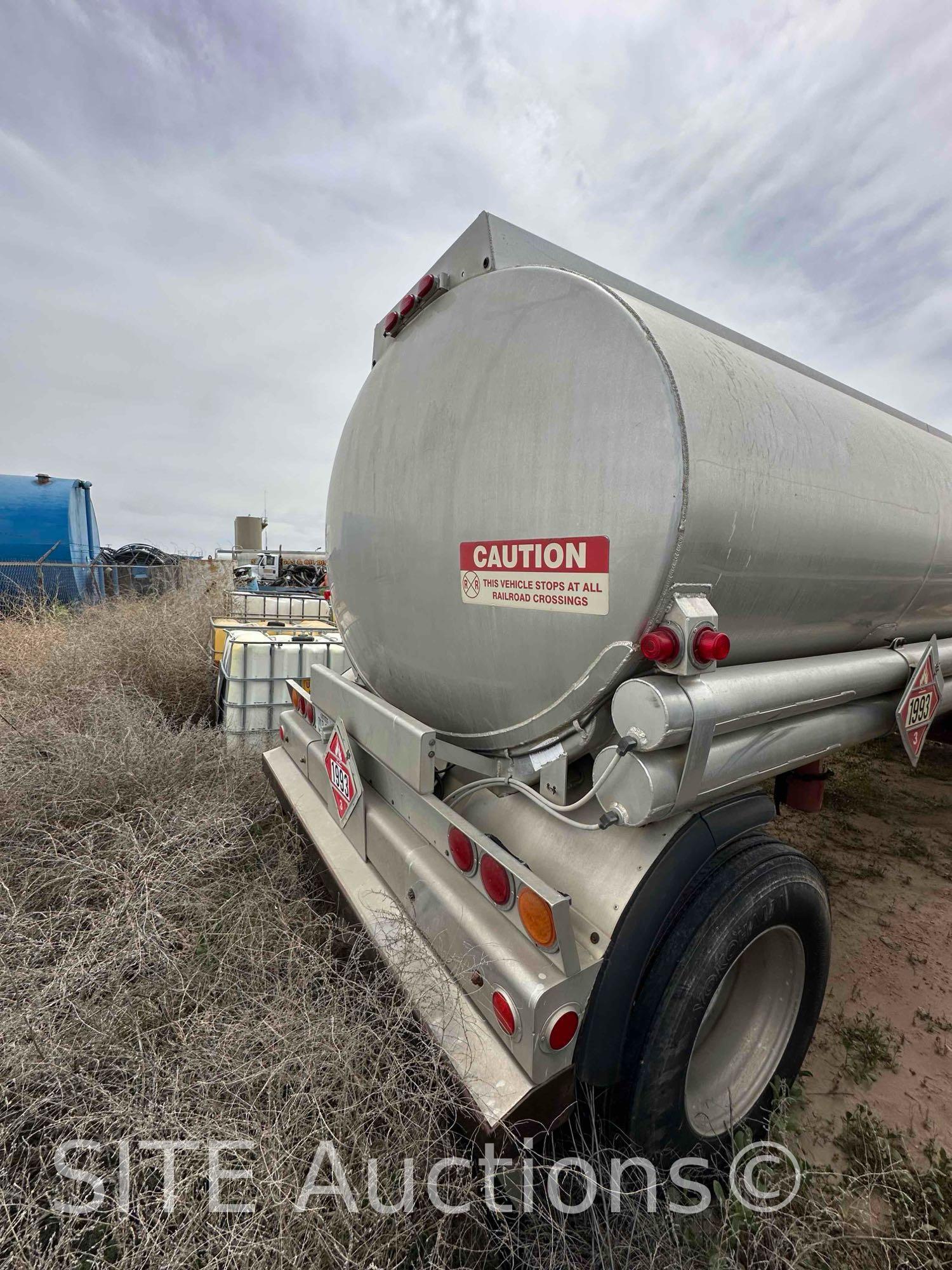 1980 Clough Pup Tank Trailer